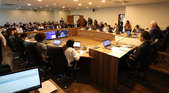 reunião ccj código de ética deputados Renato Freitas Alexandre Curi foto valdir amaral alep