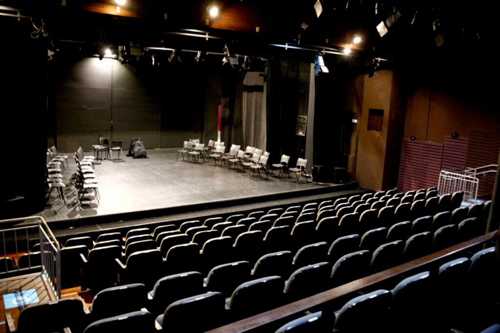 teatro_13_de_maio_-_jose_maria_santos_-_cpc-_anderson_tozatoseec34