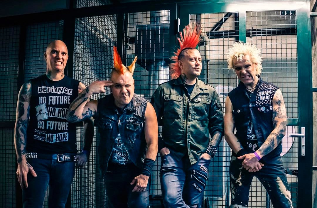 thecasualties-photo-photo-nivu.pics-(2)