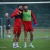 O volante Falcão (à direita) em treino do Hapoel Tel Aviv
