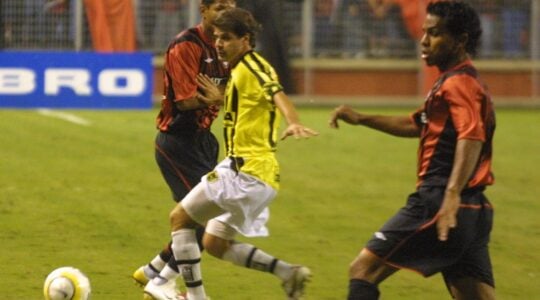 Athletico x Volta Redonda em 2006: Túlio Maravilha e David Ferreira