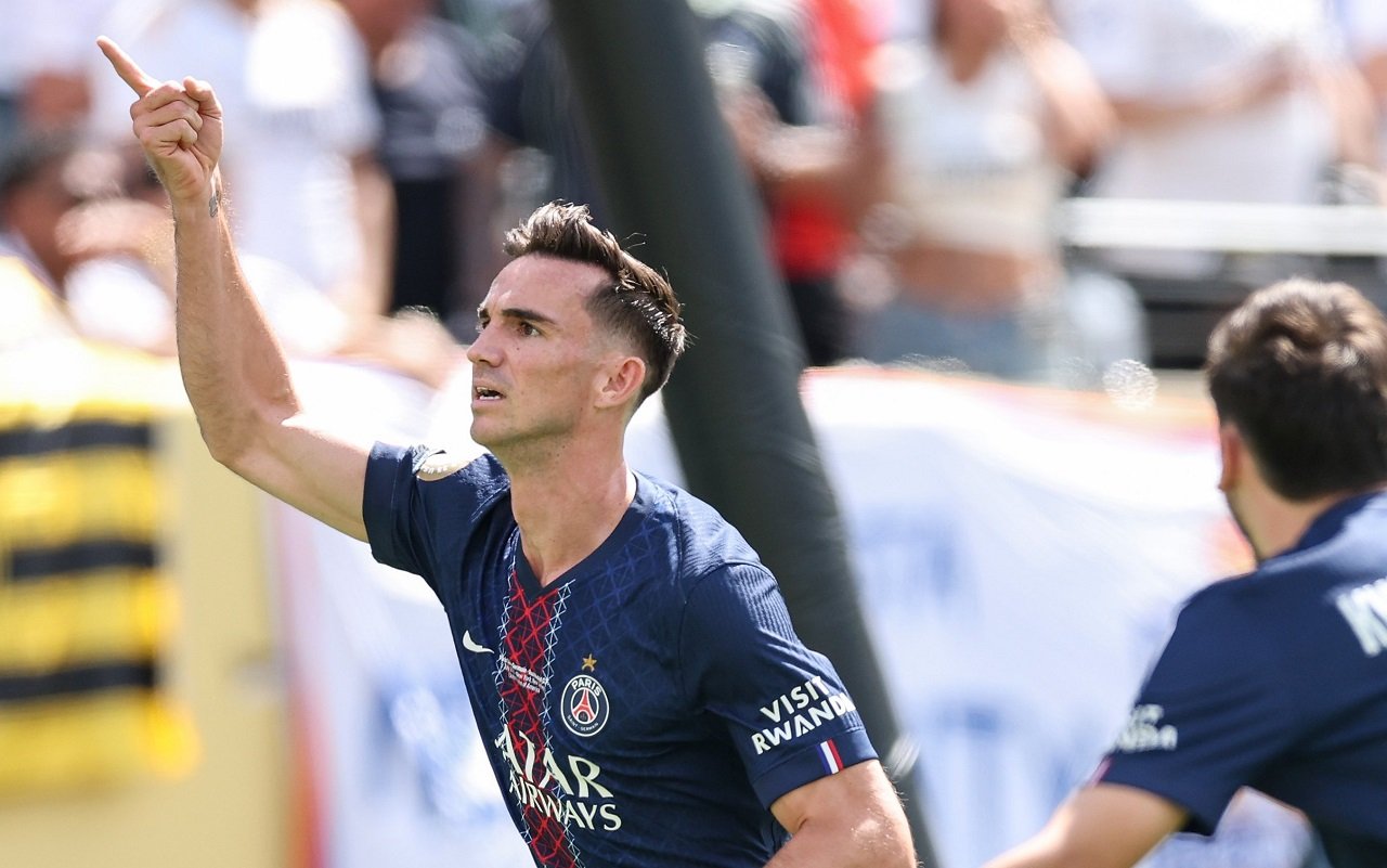 Fabián Ruiz comemora gol do PSG sobre o Real Madrid