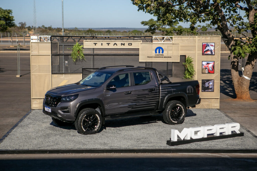 NovaTitanobyMopar_2