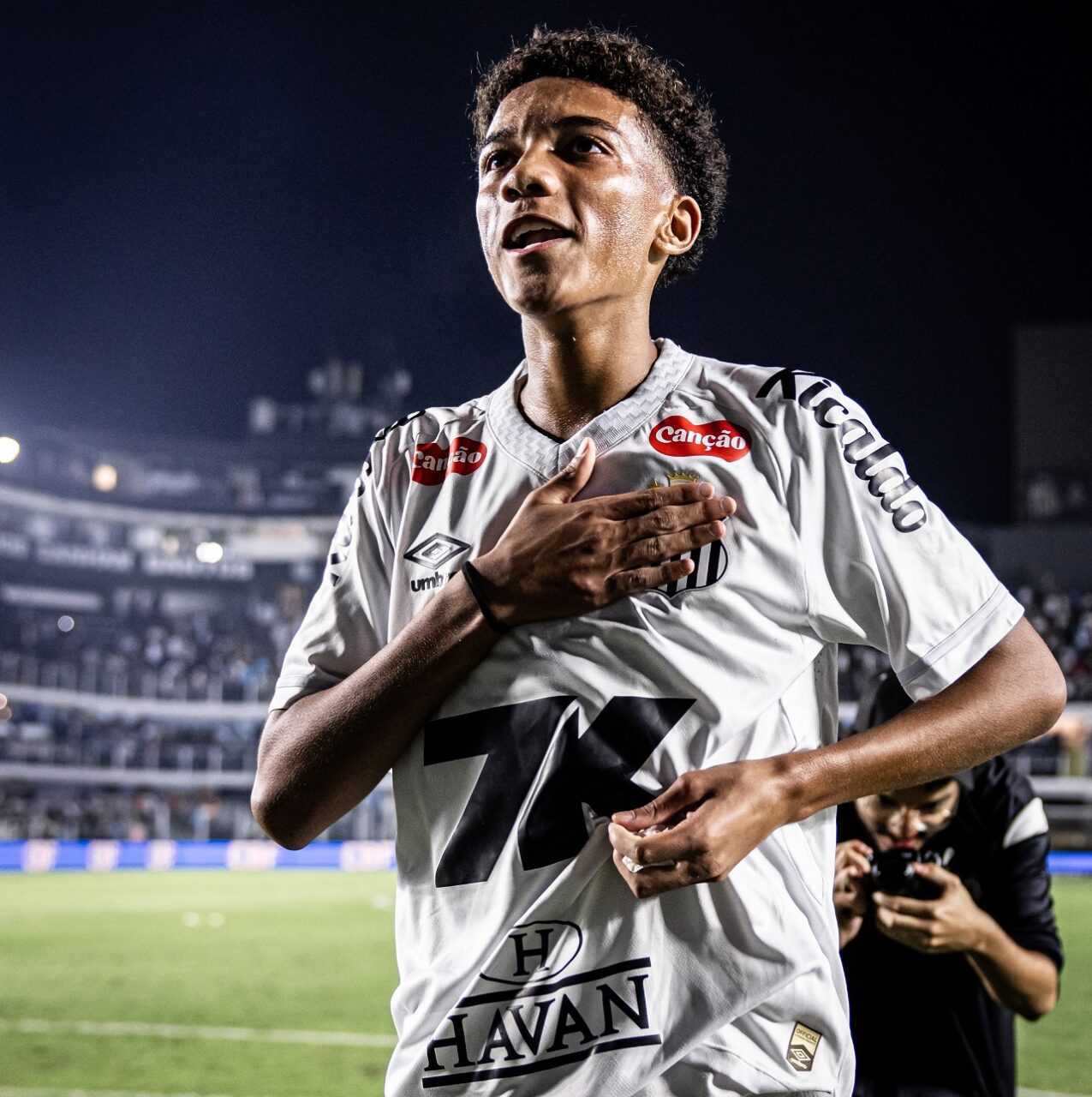 Robinho Jr.