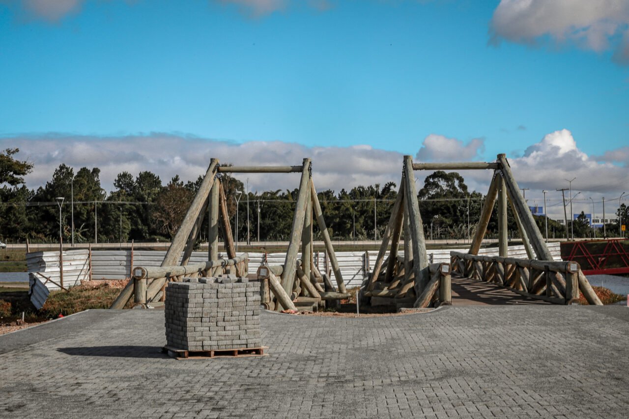 SEMOP – acompanhamento de obras – Parque das aguas – pavers – 12 06-8