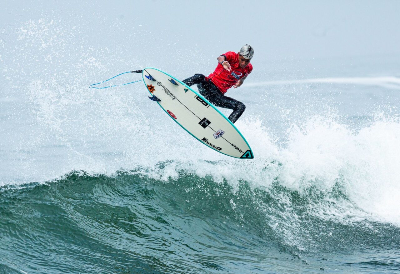 Kauã Carvalho: surf no Litoral do Paraná