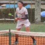 O tenista curitibano Bernardo Vialle