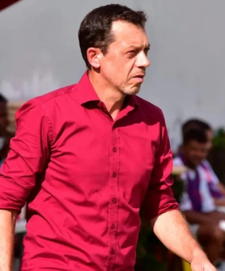 O técnico Fernando Tonet: contratado pelo Rio Branco