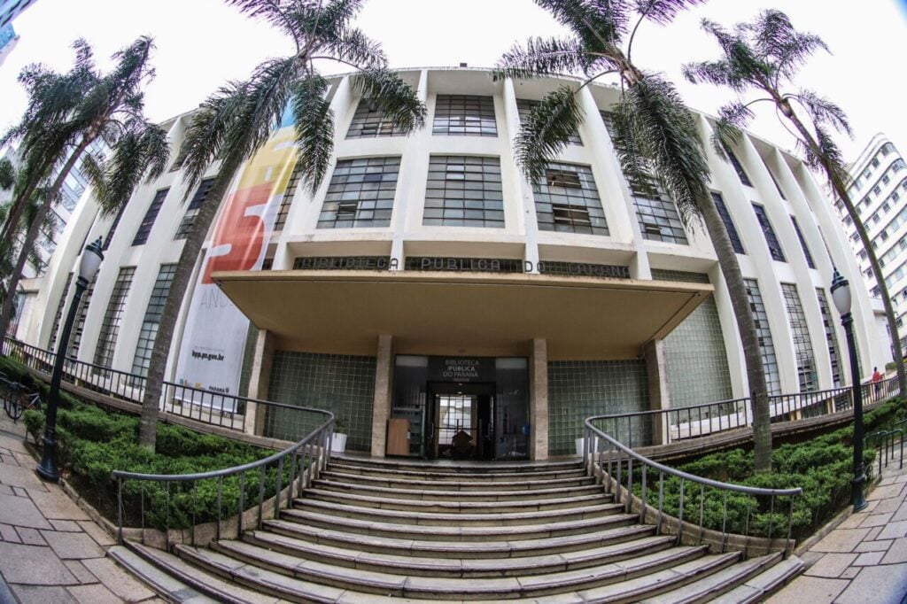 biblioteca_publica_do_parana_creditos_jose_fernando_ogura_aen_1