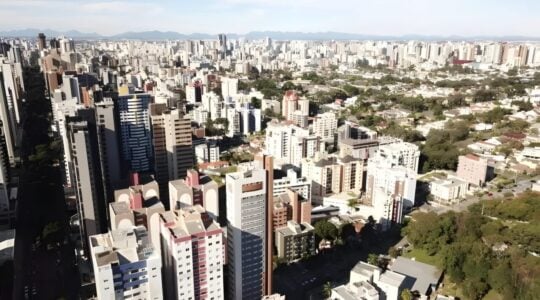 imoveis_upscayl_4x_upscayl-standard-4x