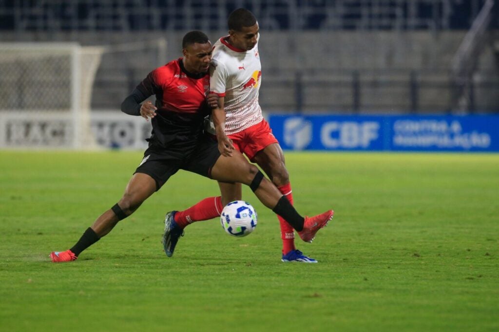 Bragantino 5x1 Athletico, no sub-20