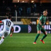 O zagueiro Maicon, contra o Operário: único destaque positivo do Coritiba