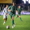 Gustavo Coutinho, do Coritiba, enfrenta o Operário