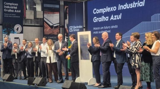 Megafábrica da Electrolux é inaugurada em São José dos Pinhais: "grande marco para a cidade"