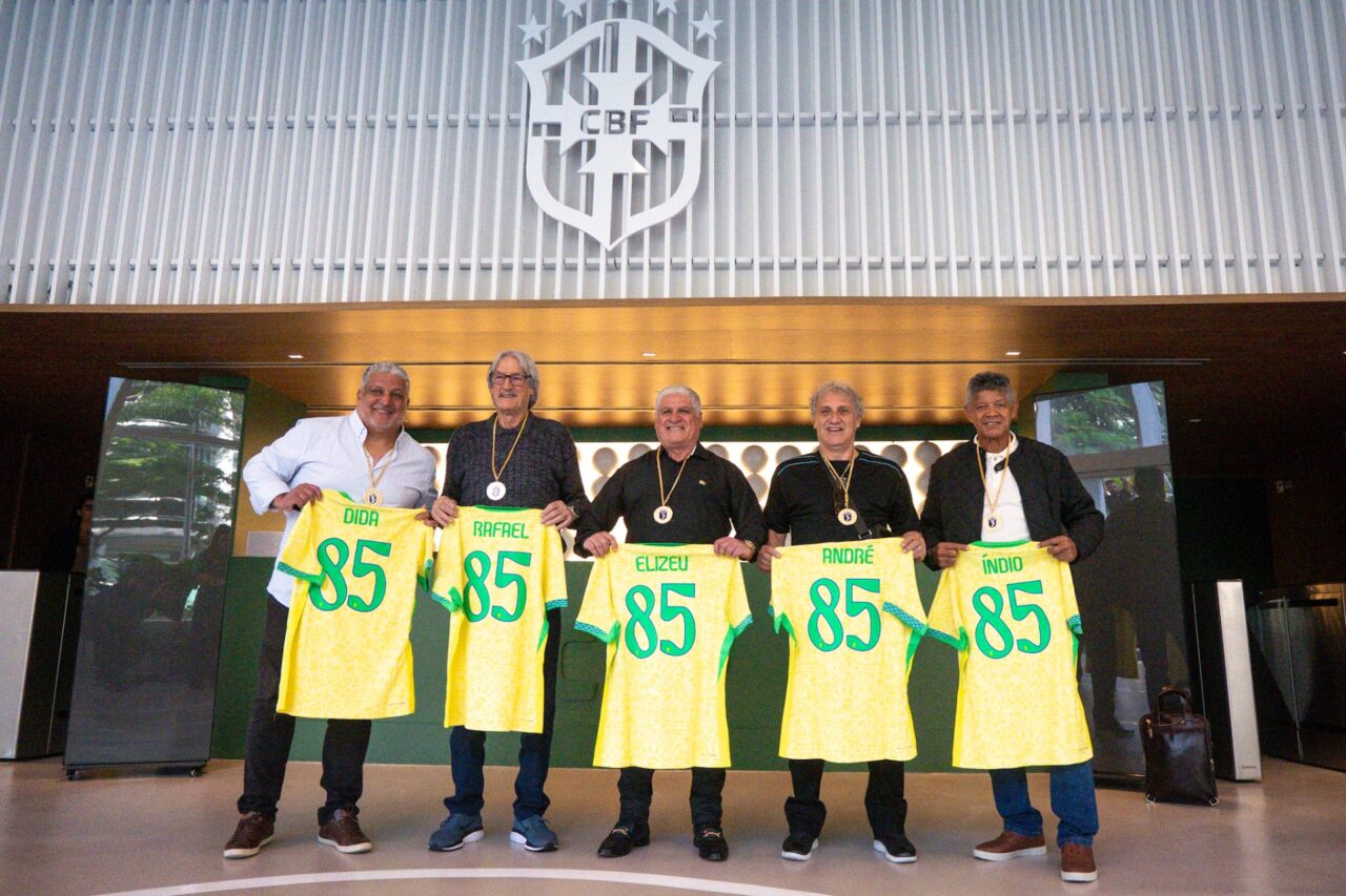 Dida, Rafael Cammarota, Elizeu, André e Índio: campeões de 1985 pelo Coritiba