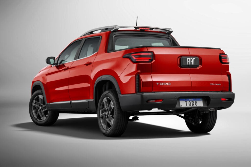 Fiat_Toro_Volcano_MY26_032