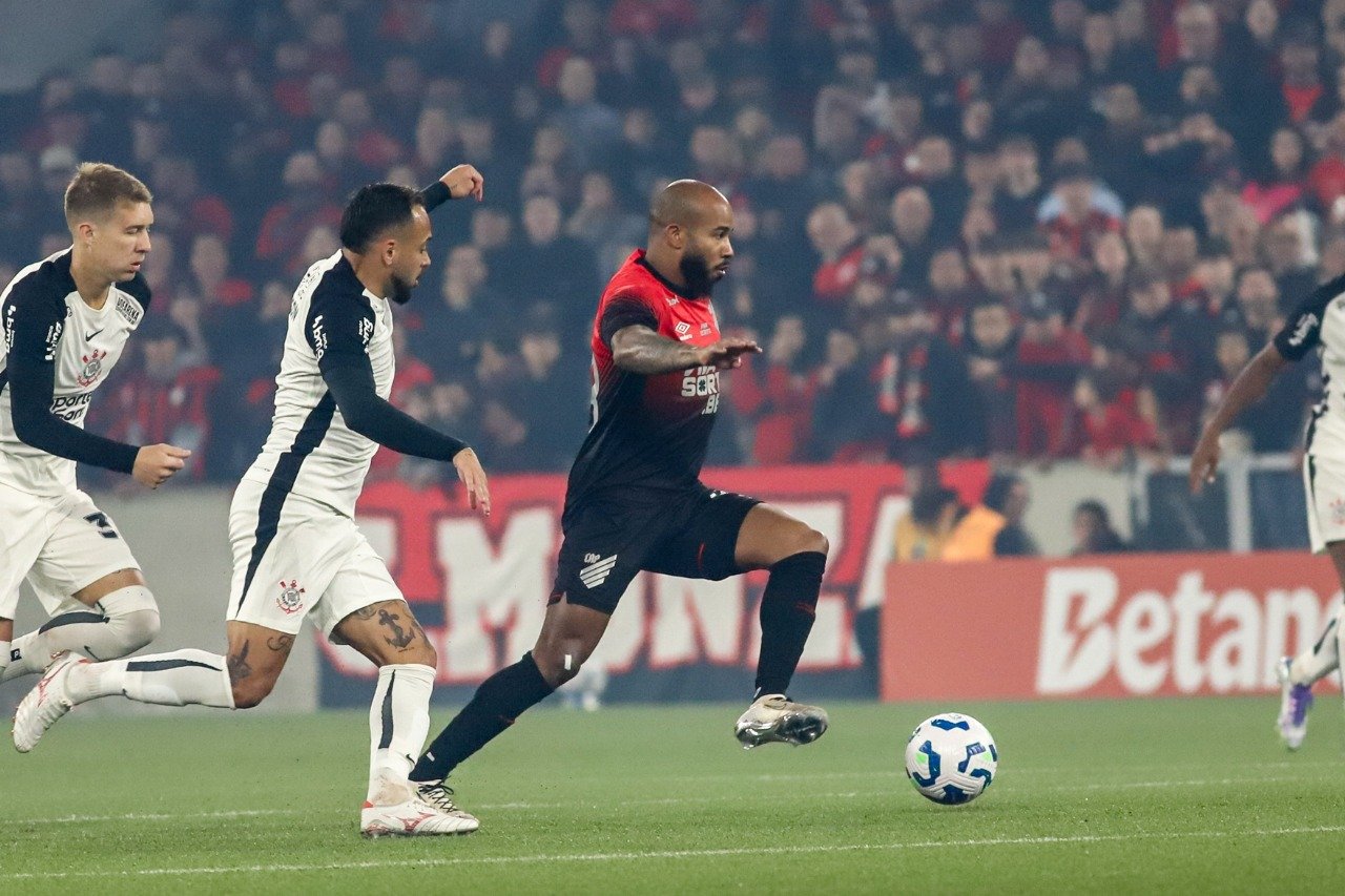 Patrick em Athletico x Corinthians