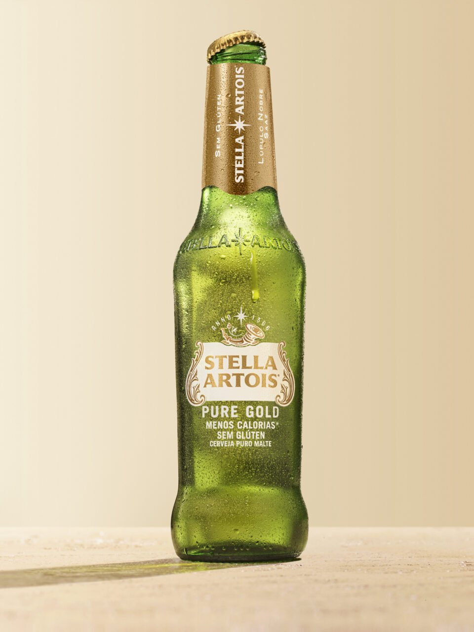 Stella Artois_PureGold Bottle Wide_Open with Lid_ RGB 72dpi