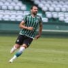 O atacante Léo Gamalho, em 2021, pelo Coritiba