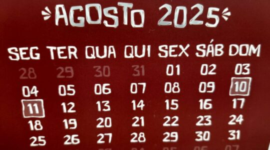 agosto sem feriado
