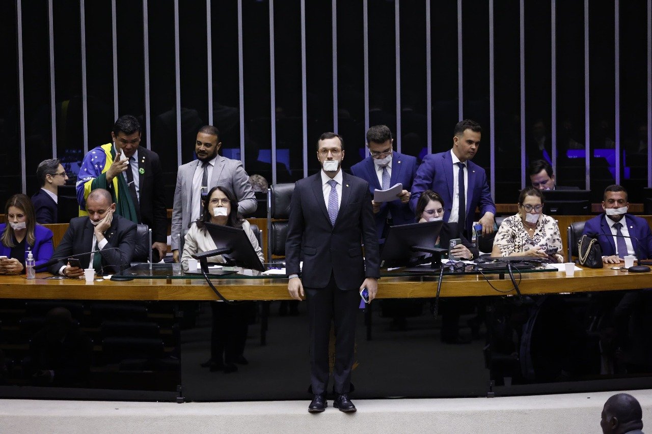 filipe barros mordaça motim na Câmara