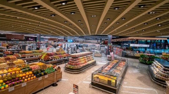 Muffato inaugura supermercado no Centro de Curitiba