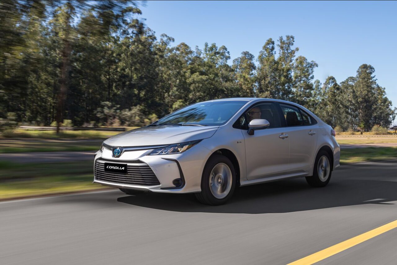 Corolla_-GLi_1