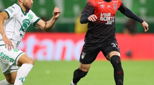 Chapecoense x Athletico na Arena Condá
