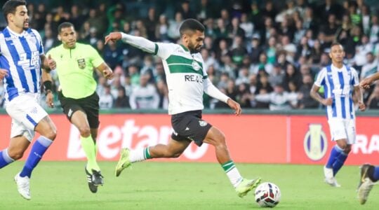 O volante Vini Paulista, do Coritiba