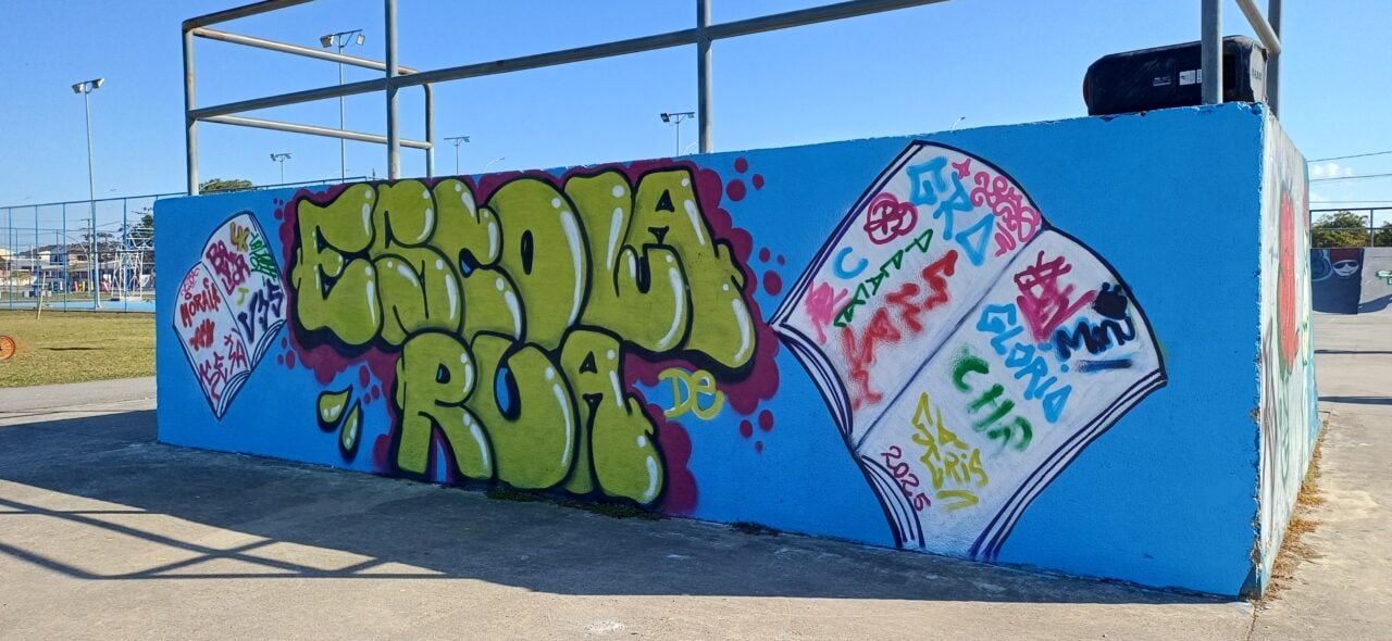 Graffiti na praça – Crédito_ Acervo Escola de Rua