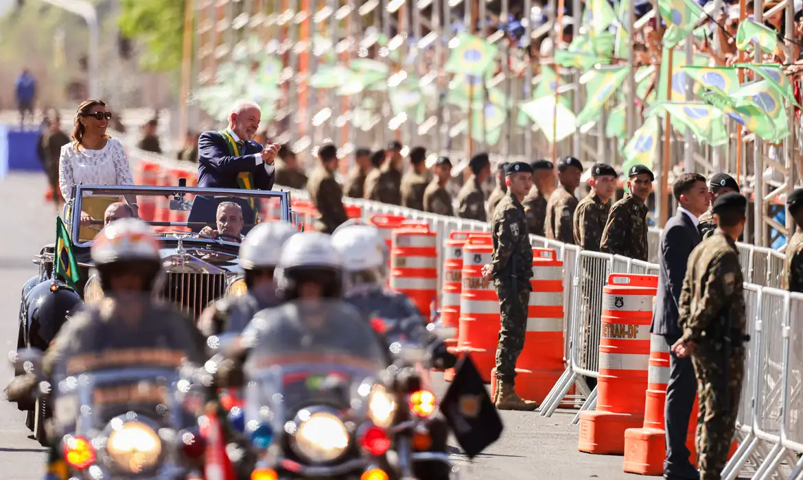 Lula no desfile de 7 de Setembro