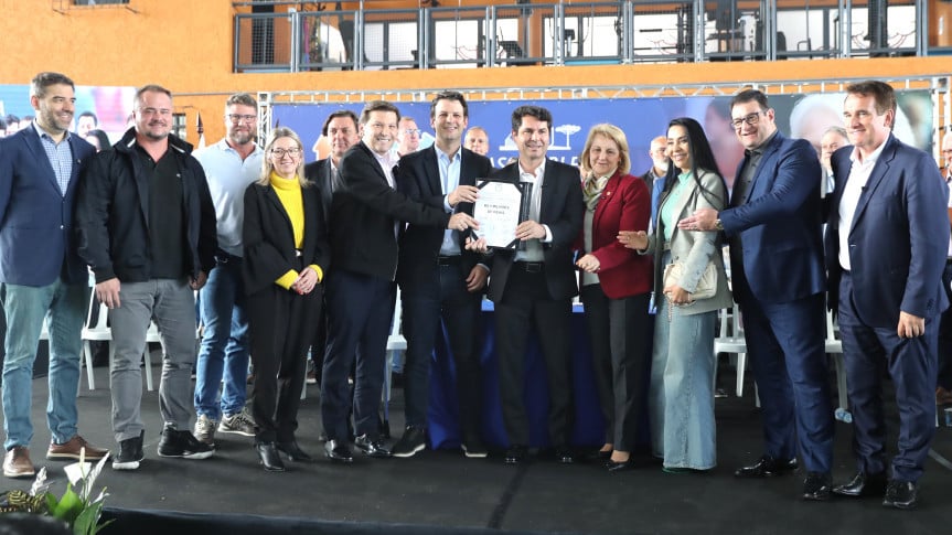 assembleia nos bairros pinheirinho valdir amaral