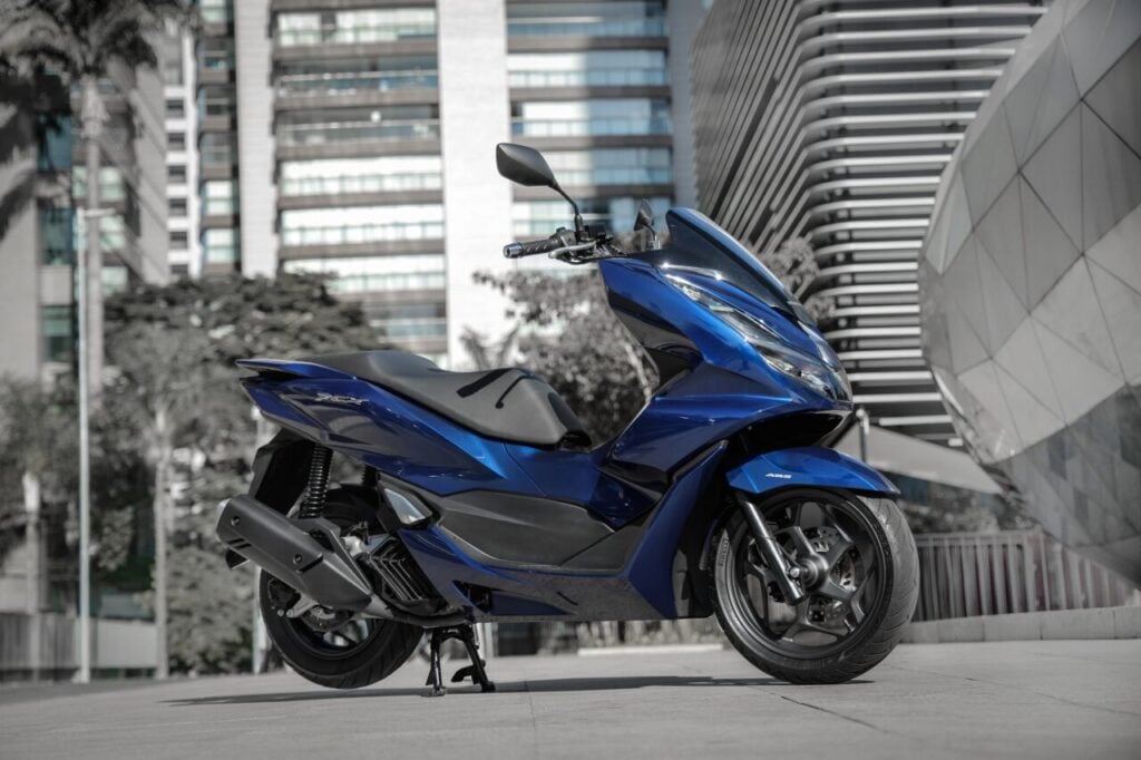 fullsize-PCX 160 2026_ESTATICA_ (14)