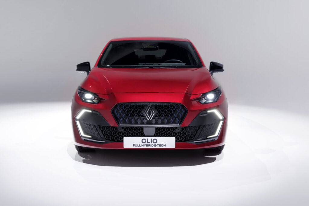 RENAULT CLIO VI FULL HYBRID E-TECH (RB3B1 HEV)