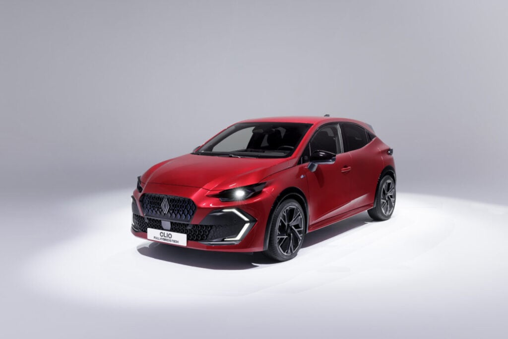 RENAULT CLIO VI FULL HYBRID E-TECH (RB3B1 HEV)