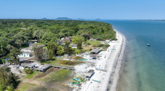 Ponta Oeste Ilha do Mel MV3