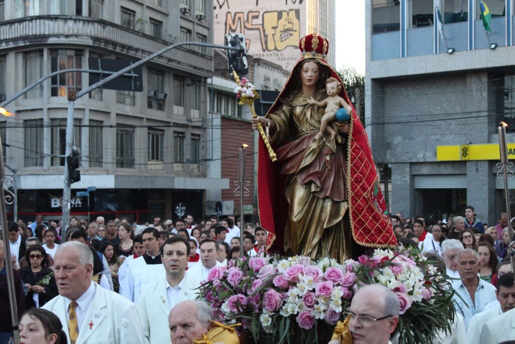 procissao-padroeira-Arquidiocese-de-Curitiba-1024×683
