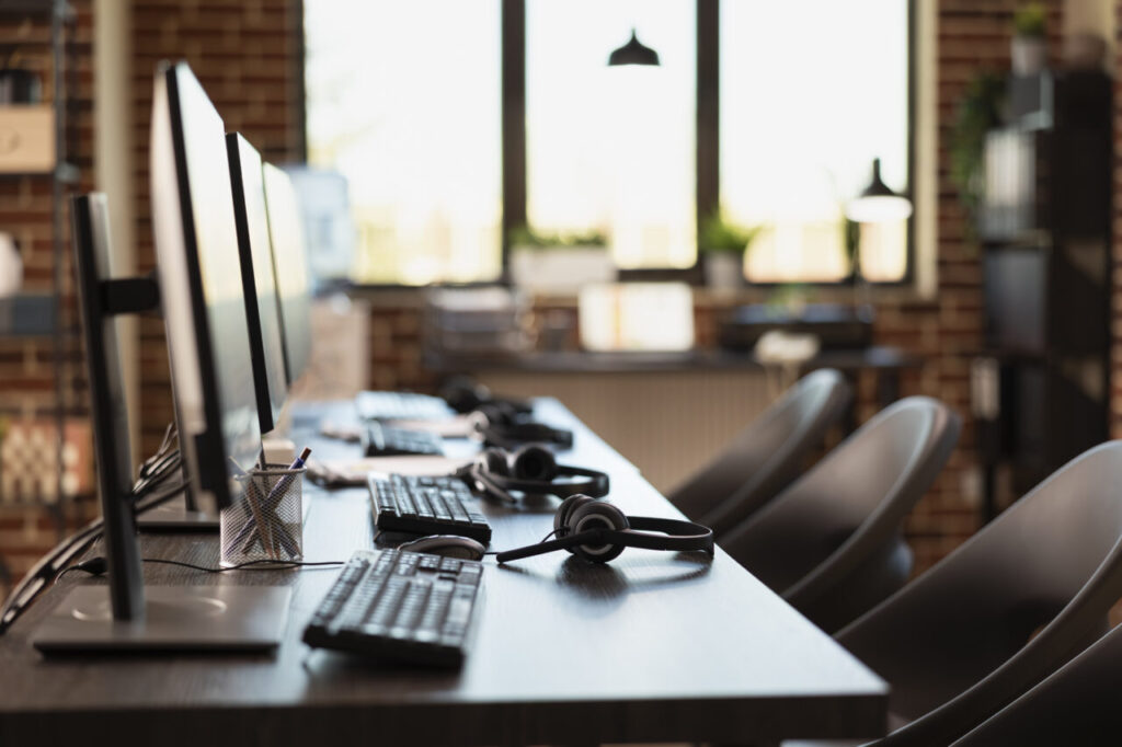 Multiple computers in a vacant workspace