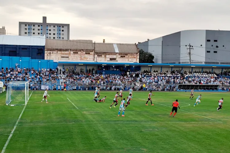 Estadio-VGD-futebol-Londrina-Lec-Emerson-Dias-1