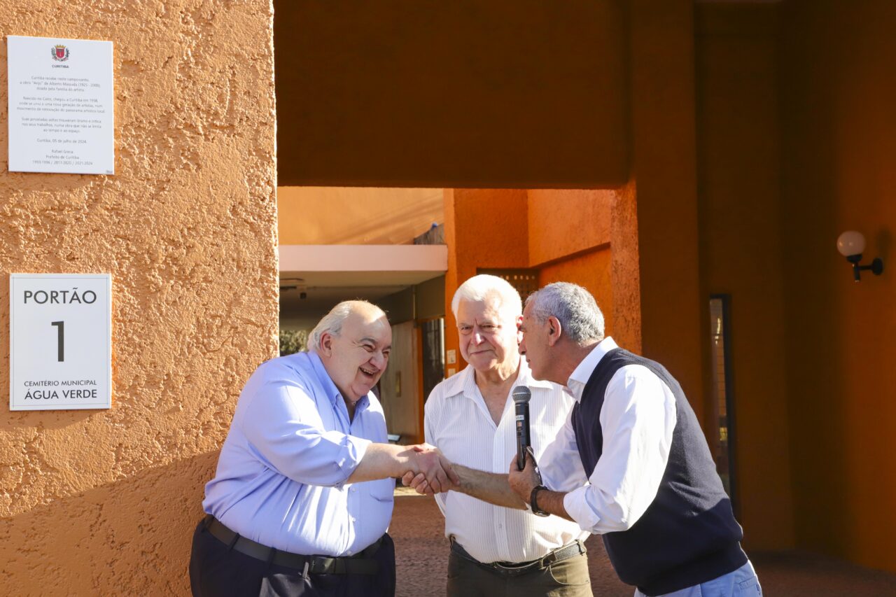 Rafael Greca (à esquerda) e Adoaldo Renato Lenzi (ao centro)