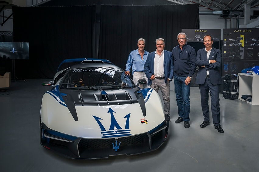 Expressas: Maserati entrega um MCXtrema em Módena para integrar uma das coleções de carros mais prestigiadas do mundo