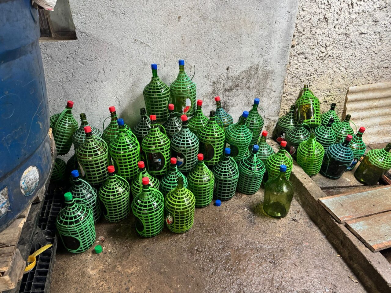garrafas bebidas alcoolicas