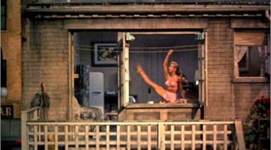 janela indiscreta anda pelado