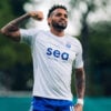 Anderson Lopes comemora gol